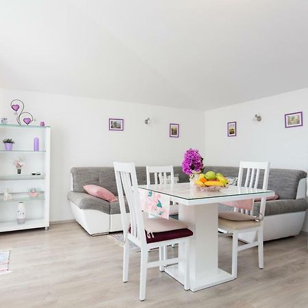 Apartment Paula โปดสตรานา ภายนอก รูปภาพ
