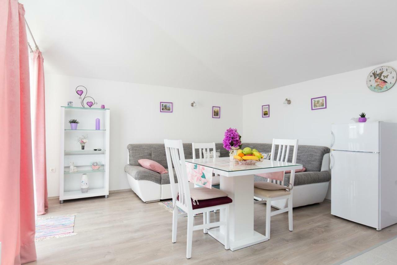 Apartment Paula โปดสตรานา ภายนอก รูปภาพ